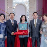 vv-4304fe13f82913cdf9